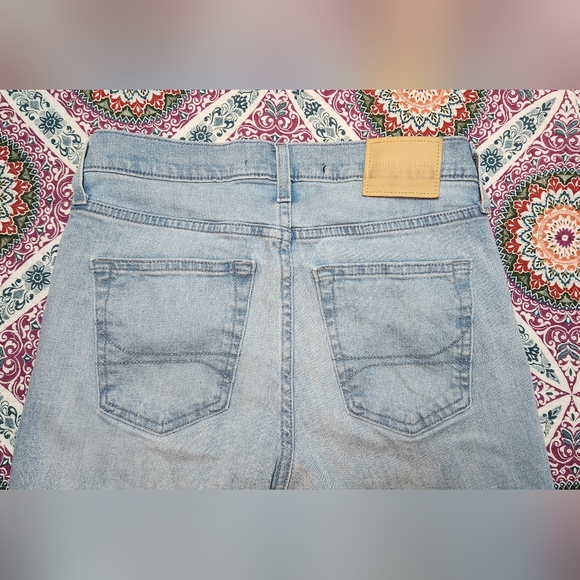 Hollister Men's Epic Flex Light Wash Skinny Jeans - Size 28W/28L - Picture 8 of 8